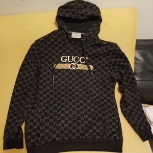 Auth Gucci pull over sweatshirt